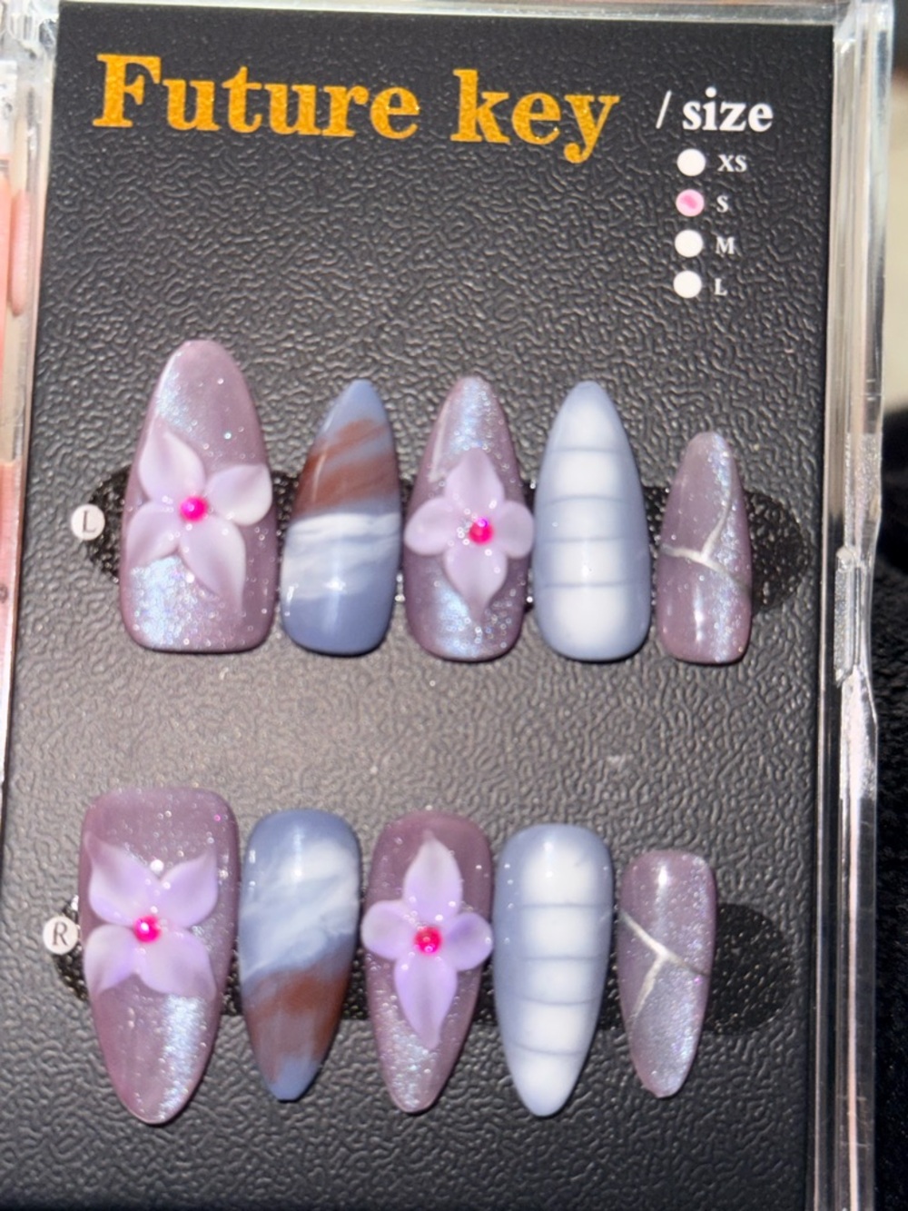 Future key Purple Floral Press-On Nails